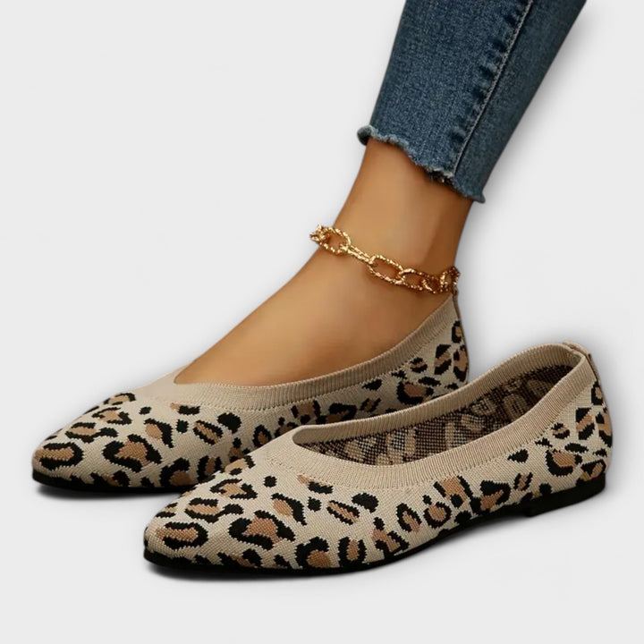 Špičaté flats s leopardím vzorem