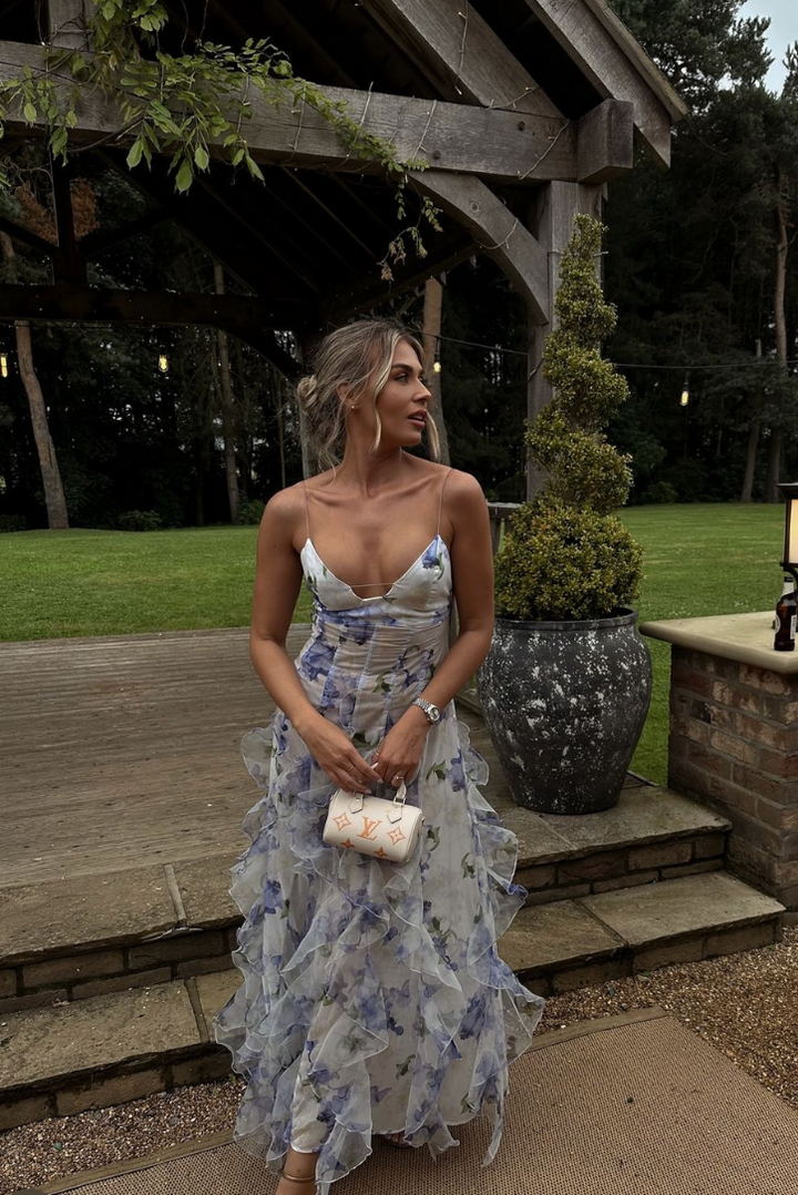 Gloria - Květinové maxi šaty s rozparhem a výstřihem