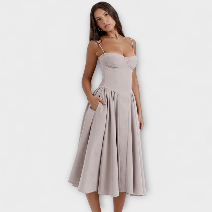 Rosalie - Elegantní Bezramenné Korzetové Šaty