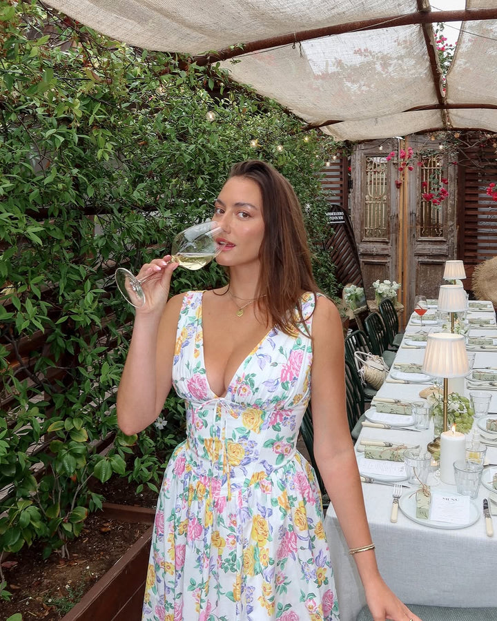 Aeliana - Elegantní lichotivé letní šaty